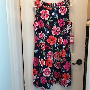 Adorable Floral Dress Vince Camino Size 12